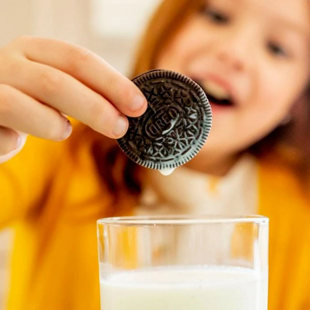 Oreo Chocolate Sandwich Cookies – Classic American Chocolate Creme Cookies
