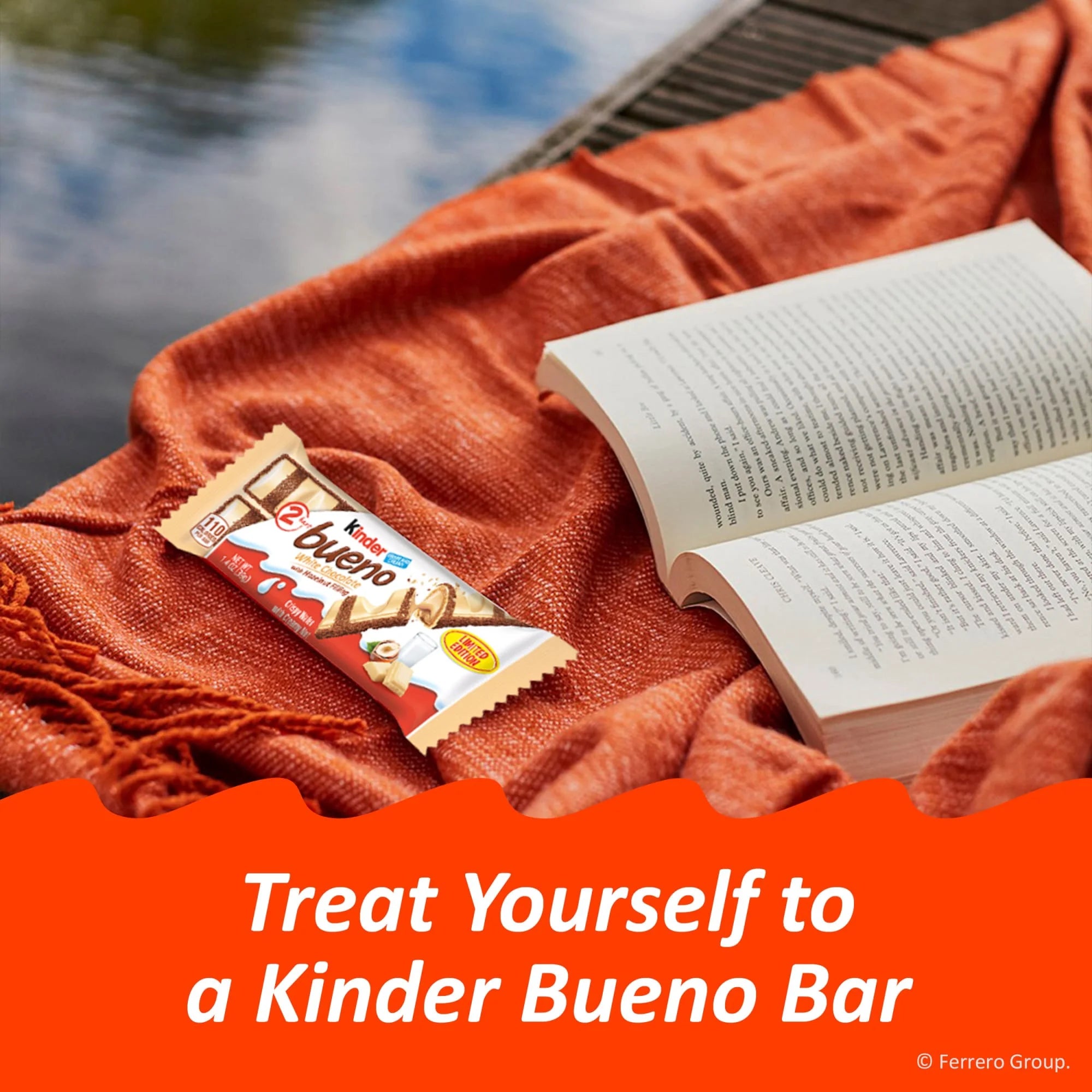 Barre de chocolat blanc Kinder Bueno avec gaufrette croustillante et garniture noisette