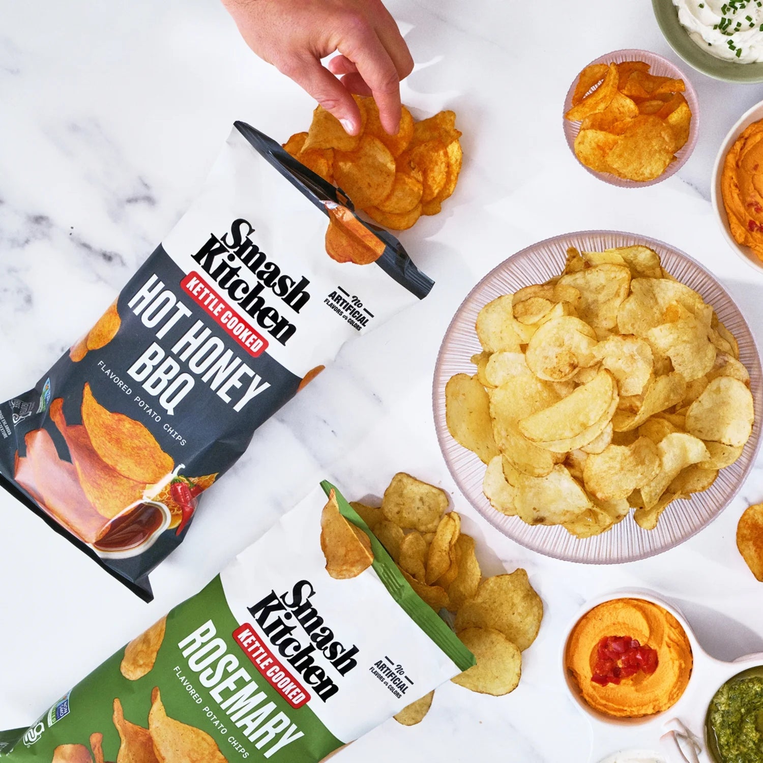 Chips de pommes de terre cuites à l'ancienne Smash Kitchen au miel épicé et sauce barbecue, sans OGM