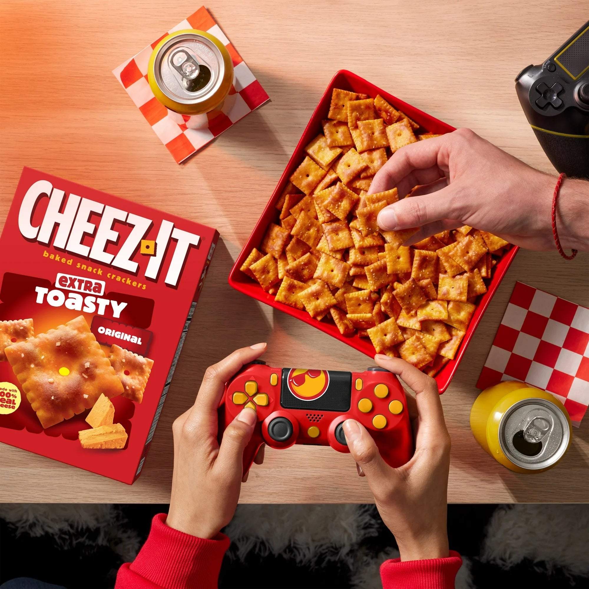 Cheez-It Extra Toasty Cheese Crackers