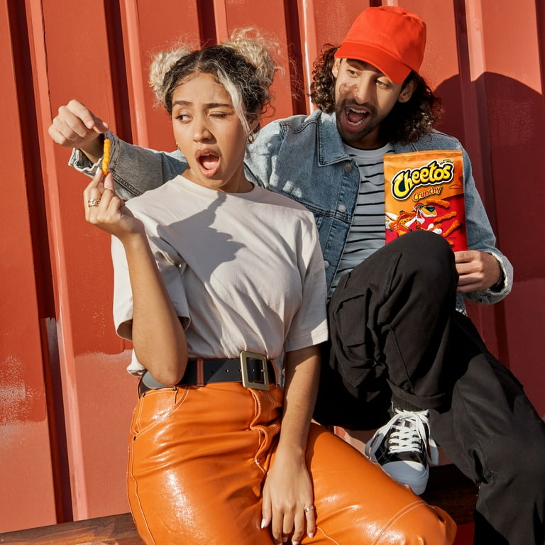 Cheetos Crunchy Cheese – Classic American Cheddar Corn Snacks